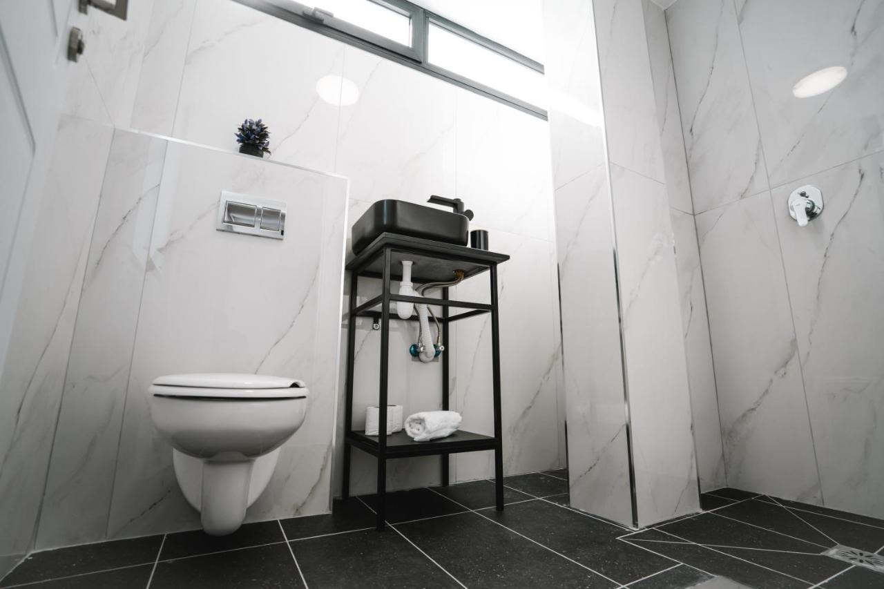 Unique Hotel Ashdod Eksteriør billede