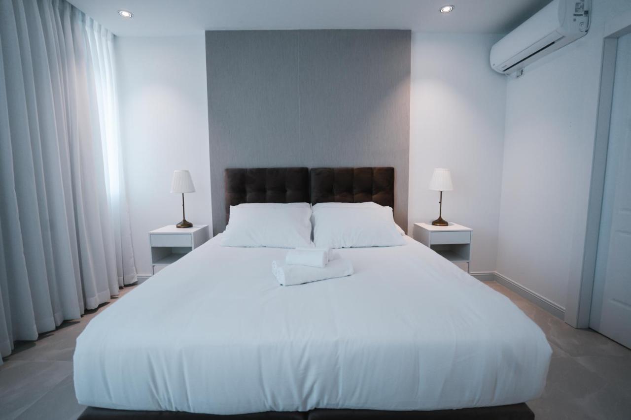 Unique Hotel Ashdod Eksteriør billede