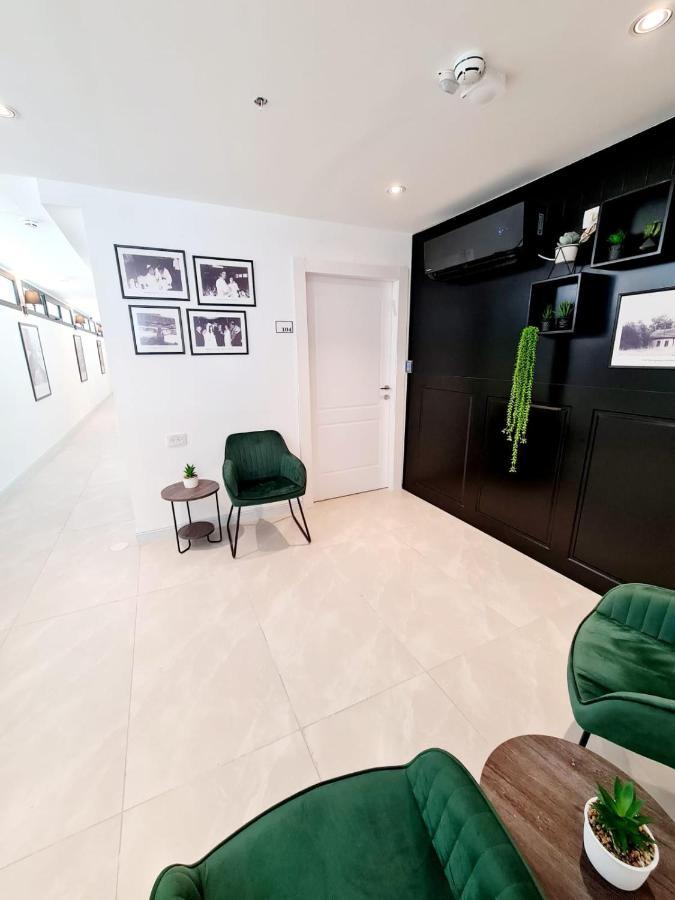 Unique Hotel Ashdod Eksteriør billede